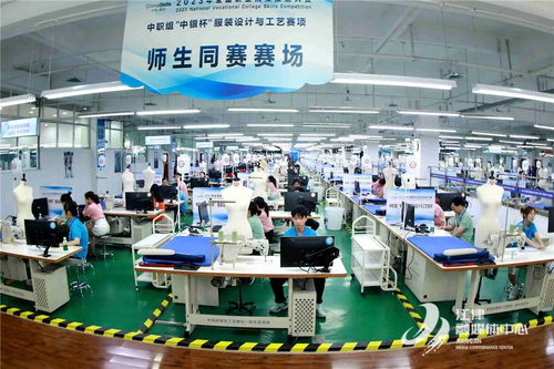 服裝設計與工藝賽項圓滿收官 重慶工商學校等代表隊榮膺一等獎，展現服裝服飾零售新銳力量